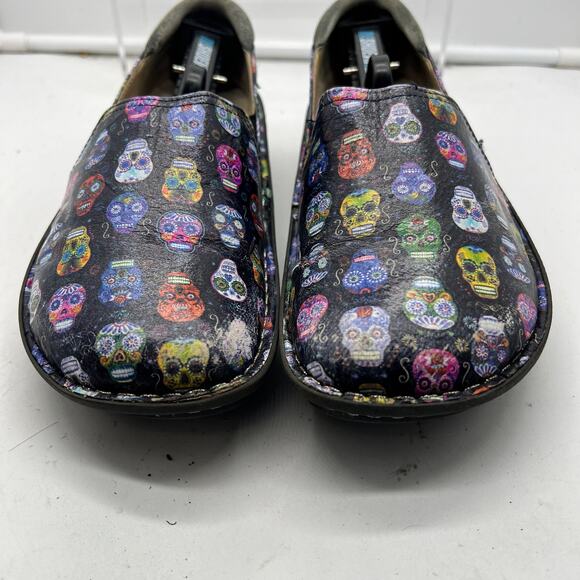 Alegria Shies Womens 38 US 8-8.5 DEBRA Sugar Skulls Professional Nursing Clog - Picture 3 of 11